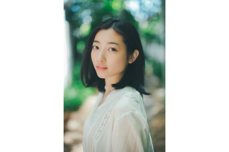 Actress Suzuharu Kawashima announces management contract with repro entertainment on newly opened Instagram