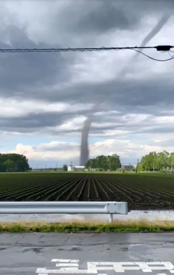 Tornado in Tokachi, Hokkaido, no human damage, video posted on SNS
