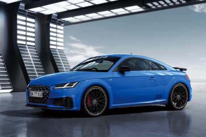 200 units limited model "TT Coupe Final Edition" to commemorate the end of Audi TT production appeared