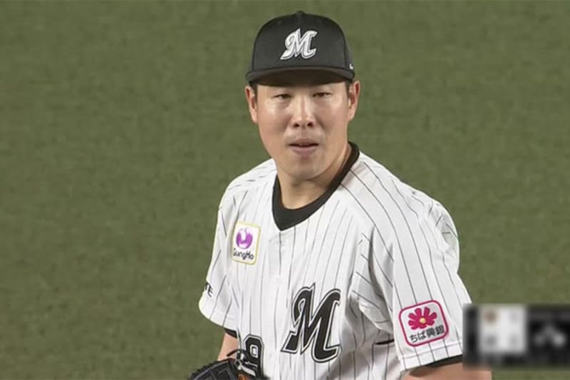 Lotte Yuji Nishino loses 7 goal in the 1th inning and wins the league top 6. Takuichi Sawamura keeps no score against his old team