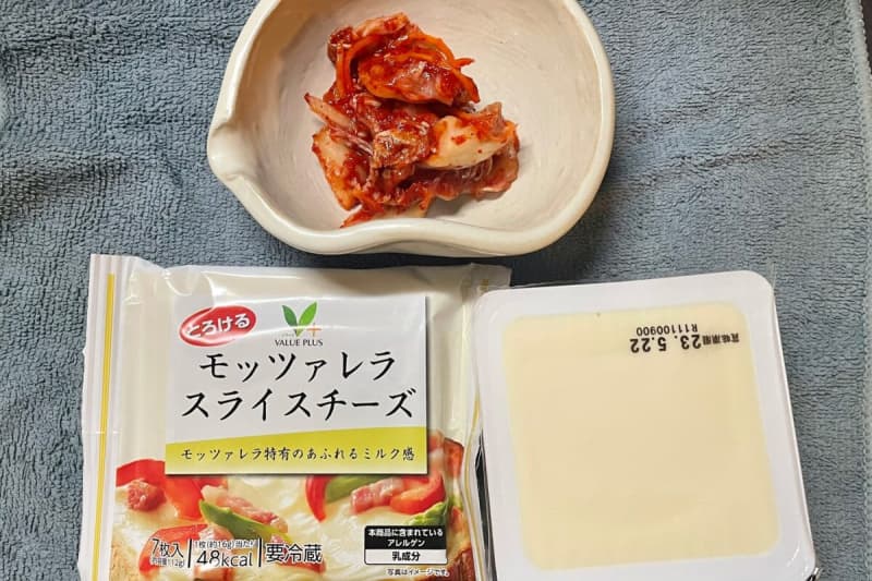 Even though it's a simple diet meal, you'll be surprised at how delicious it is... "Mochimochi Kimchi Chijimi" is the best!