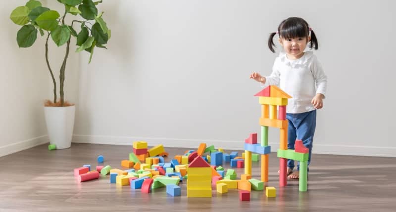 What indoor games can a 2-year-old do?Introducing recommended ideas and points to note according to development