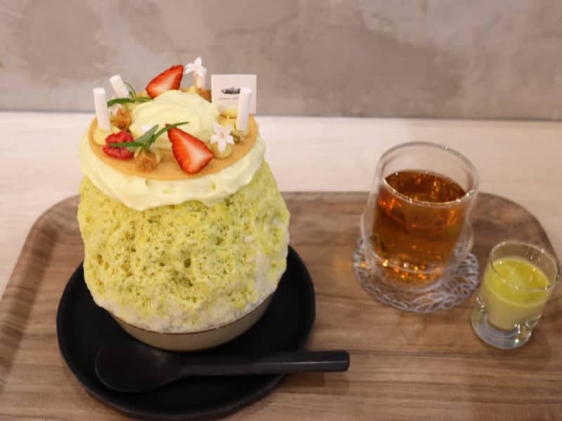 Shaved ice starts at Maison Coelacanth in Sendai! 2023 new pistachio oysters a la tart