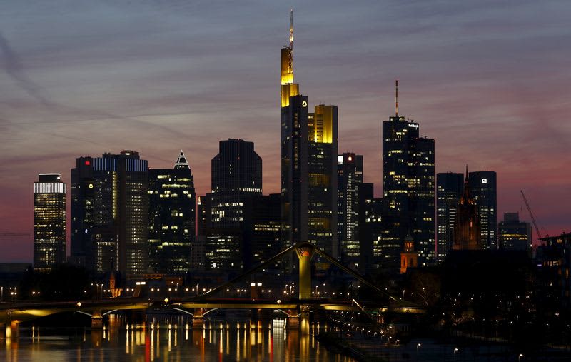Deutsche Bank says default rates for Western companies to peak in 24
