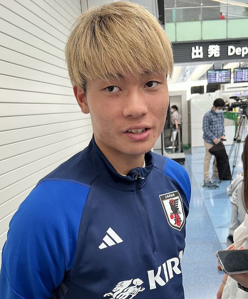 1次L敗退のU20日本代表が帰国、無得点の福田師王が痛感した課題「決定力もポストプレーもすべて…