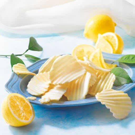 [Lloyd's] "Lemon" appears from the popular potato chip chocolate ♡
