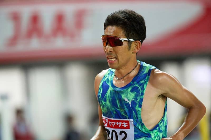 Yuichiro Ueno, a 37-year-old active manager, finished 5000th in the 25m, running fast to the 3000m.