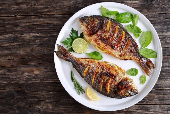 A cleaning professional will teach you!How to remove dirt and burns from grilled fish?