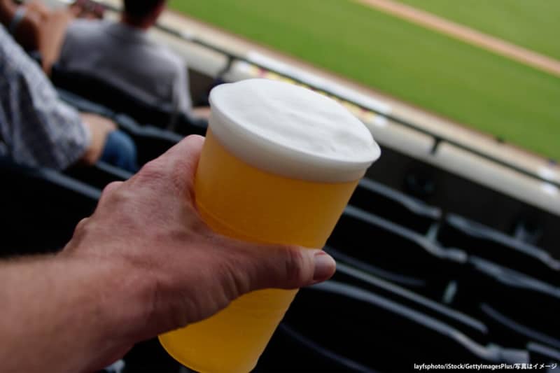 Baseball commentator Shohei Tateyama's unusual ``beer at the commentary seat'' has become a hot topic... There is a deep reason