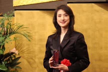 天海祐希「菊田一夫演劇賞」を受賞　「舞台の可能性をたくさん感じることができました」