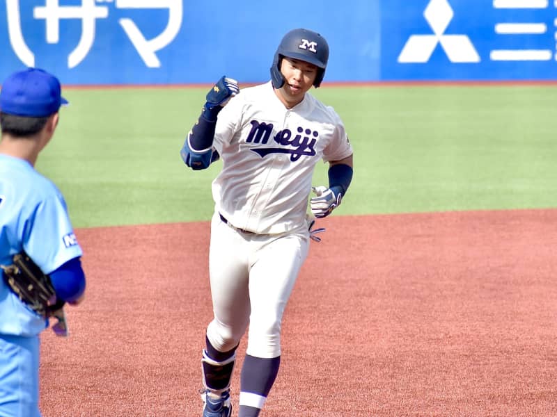 明大のドラフト候補・上田希由翔主将「変わらずチームのために」ダメ押し3ランでベスト8入りに貢献