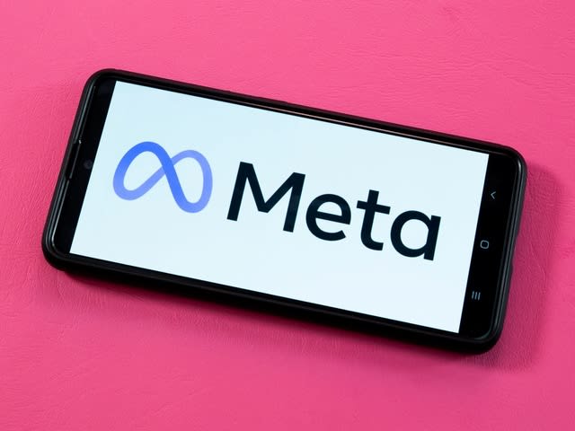 Meta、カナダでニュースの表示を終了へ　対価の支払い求める法案可決で