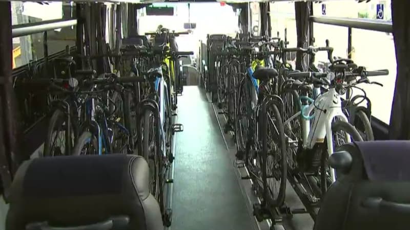 「自転車が20台積めるバス」誕生　元五輪選手が開発に協力　台湾・タイの旅行会社からも引き合いが