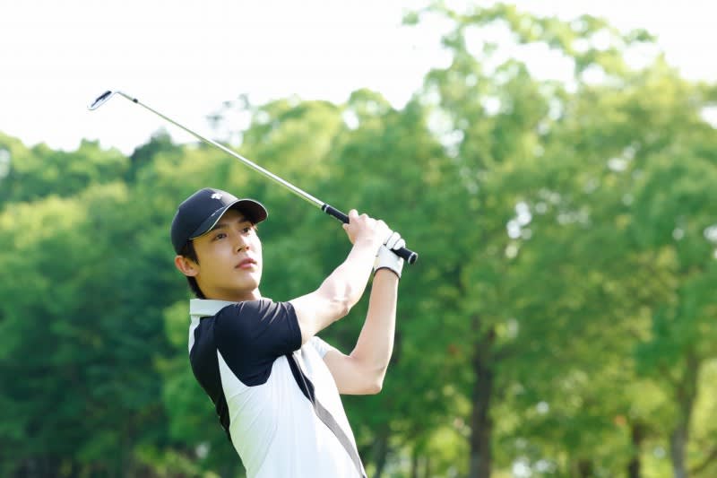 Taishi Nakagawa starts golf series on YouTube!