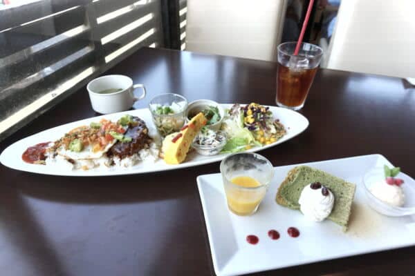 Mark ole Cafe（マークオーレカフェ）～ 旬の野菜を使ったランチや地元の果物を使った…