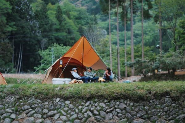 愛知県新城市に釣りとキャンプが楽しめるキャンプ場「リバーベース塩瀬」オープン