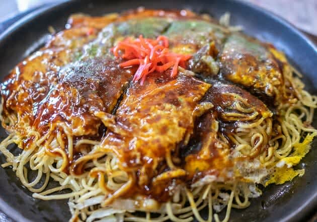 Hiroshima-style okonomiyaki wasn't an offshoot of Osaka/Kansai-style...the surprising truth about its birthplace