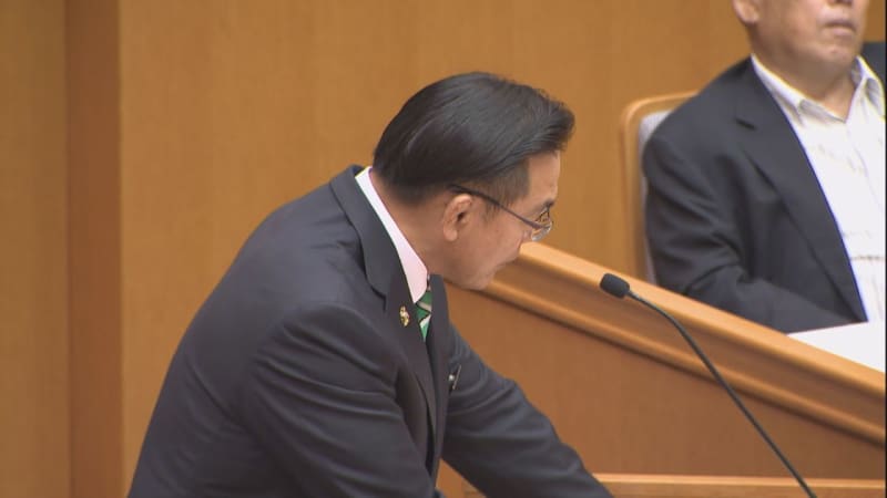 The government is reluctant to develop a second runway at Ishikawa/Komatsu Airport Governor Hase continues to make requests
