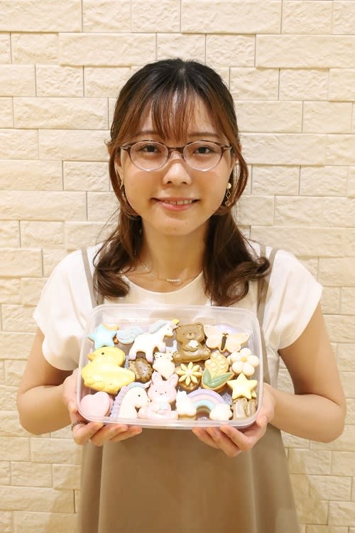 Ms. Asami Jingu from Nagayo-cho to return to society accepting illness Online confectionery sales from September