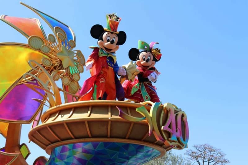 Happy 40th Anniversary to Tokyo Disneyland!The reporter who has been making an impact every year is full of hearts at the new parade