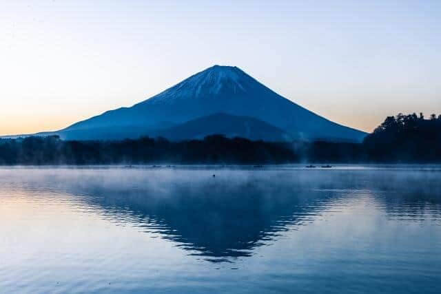 山開き富士山、サンダル短パン外国人の危険度　山口真由「英語でアナウンスを」