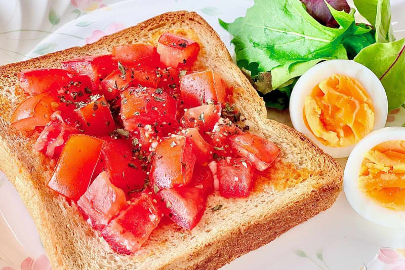 【300キロカロリー以下】トマトたっぷりの朝食レシピでダイエット！