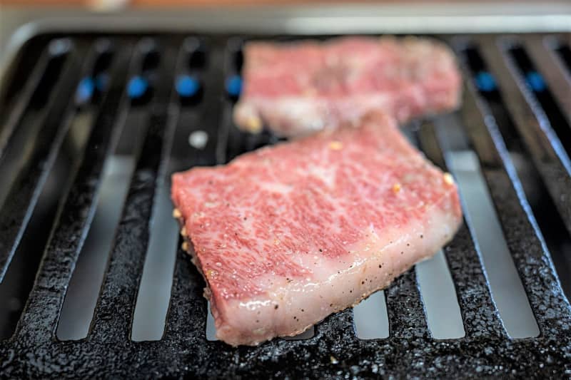孤独のグルメに登場！神奈川・川崎の焼肉マニアの心をくすぐる昭和スタイルの焼肉