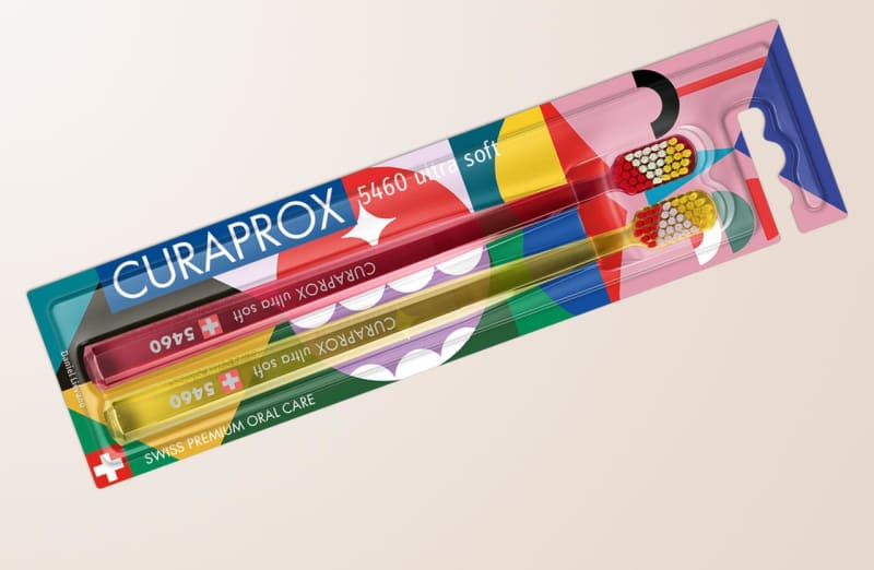 Limited color "Power Smile Edition" from "Curaprox" from Switzerland [Super soft toothbrush]