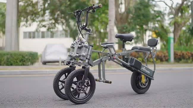 Outstanding stability?Foldable 3-wheel e-bike "Afreda S6"