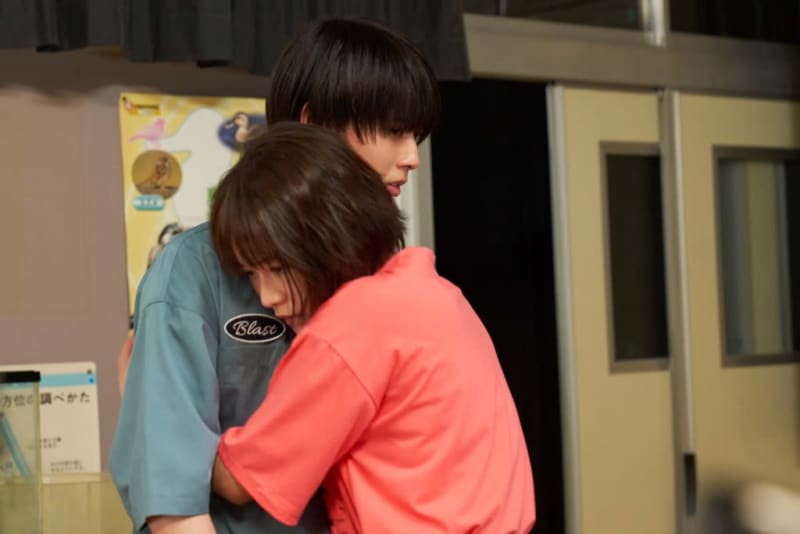 "Nare no Hate Bokura" Episode 3 Synopsis The "class trial" that judges the crimes of classmates accelerates madness
