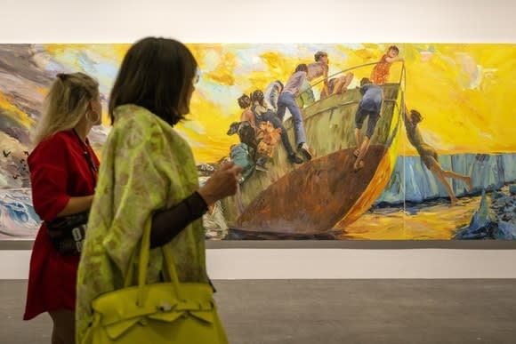 経営陣刷新の「アート・バーゼル」、欧米偏重のアート界を変えられるか
