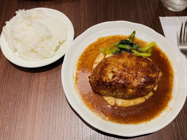 3 Recommended Delicious Gourmet Foods Around Tokyo Station