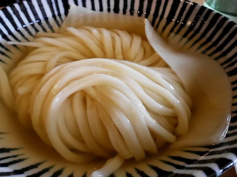 兵庫・西宮に来たら是非食べてほしい！一反木綿も付いてくる絶品ひやかけうどん