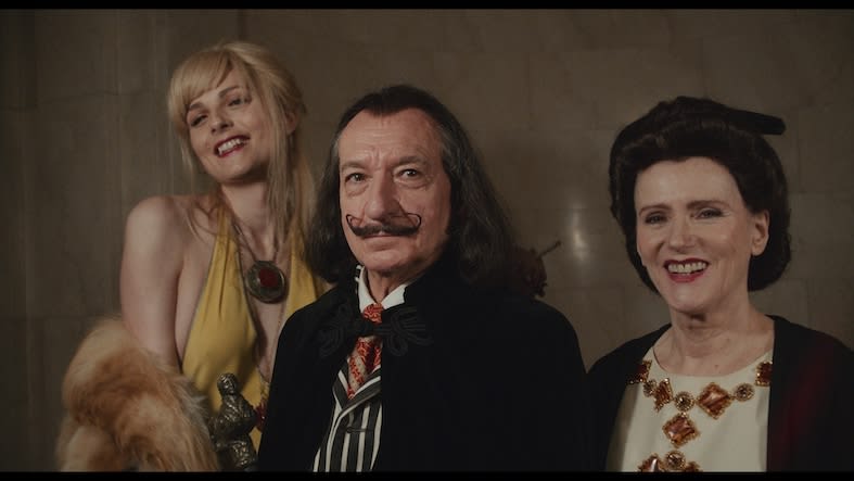 Dali behaves like a king and has a lot of fun! 'Welcome to Dali' Trailer & Stills