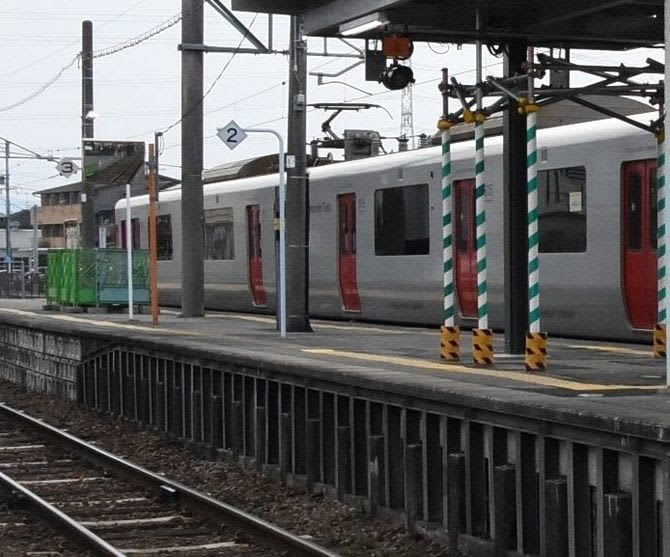 ⚡｜【速報】JR博多－鳥栖間で運転再開　鹿児島線や長崎線、佐世保線でダイヤ乱れる　