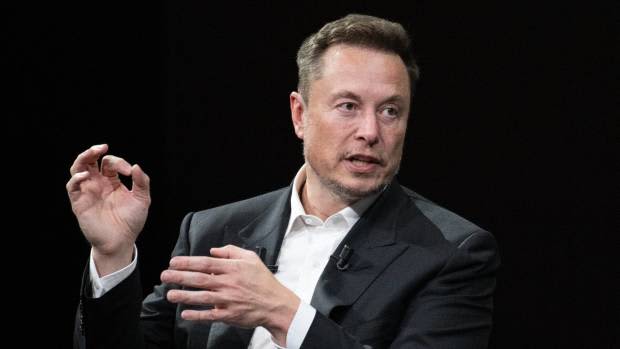 Elon Musk Reveals Where His Share of Twitter Ad…