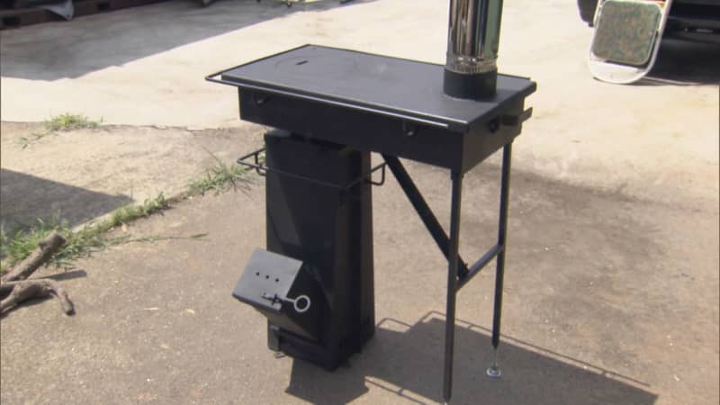 Rocket stoves that produce strong heat are popular for outdoor camping