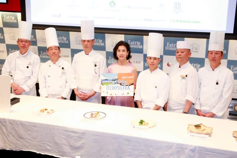 Naho Toda, "Hiroshima is a treasure trove of deliciousness", served as a one-day publicity ambassador for the Hiroshima Gourmet Travel Campaign