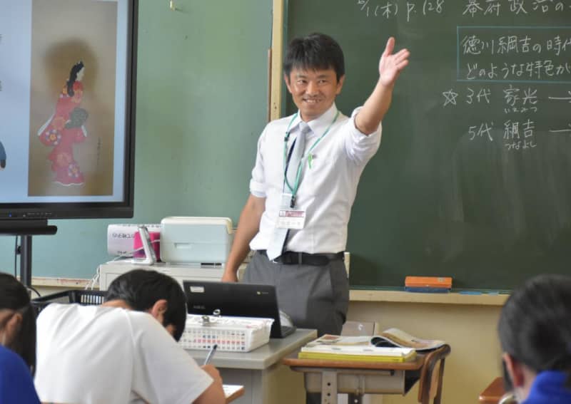 Mr. Onuma, 45 years old, from Kasama Junior High School in Ibaraki, former salesman teacher