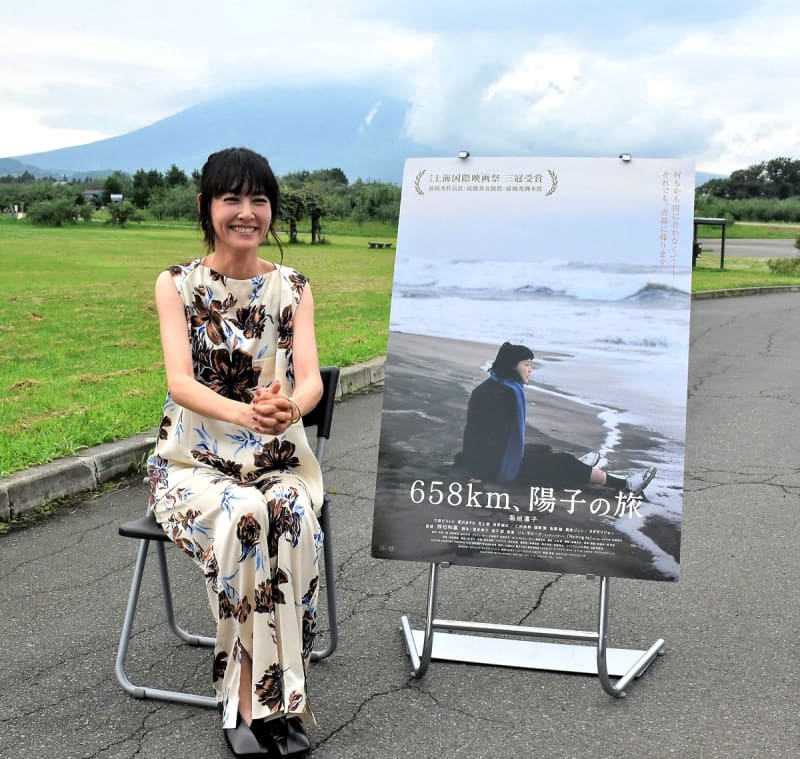 "Hirosaki is a place where imagination springs" Rinko Kikuchi revisited Filming location of movie "658km, Yoko's Journey" starring