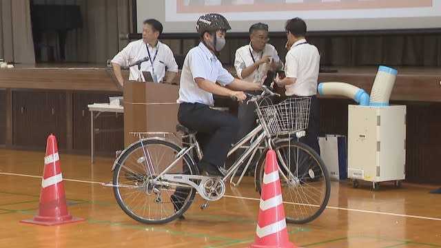 High school students experience the danger of "smartphones" while riding bicycles Pedestrian overlooking rate increased by 5% Takamatsu City