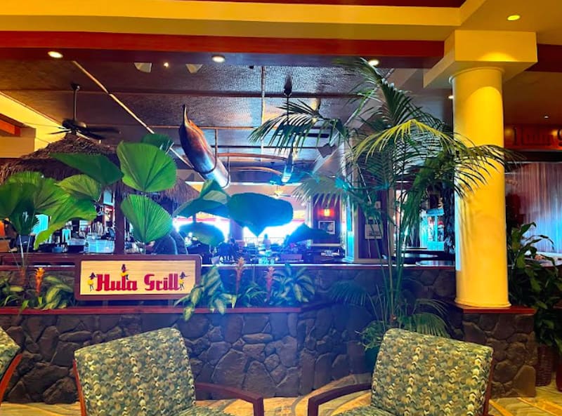 I want to go once during my stay!Hula Grill, a famous restaurant where you can taste The Hawaii