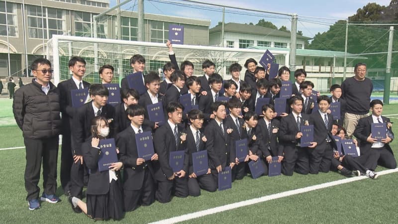 "It was a special year even though I had to withdraw from participation", says the commander's words, and the Iwata Higashi Soccer Club declined the inter-school athletic meet...