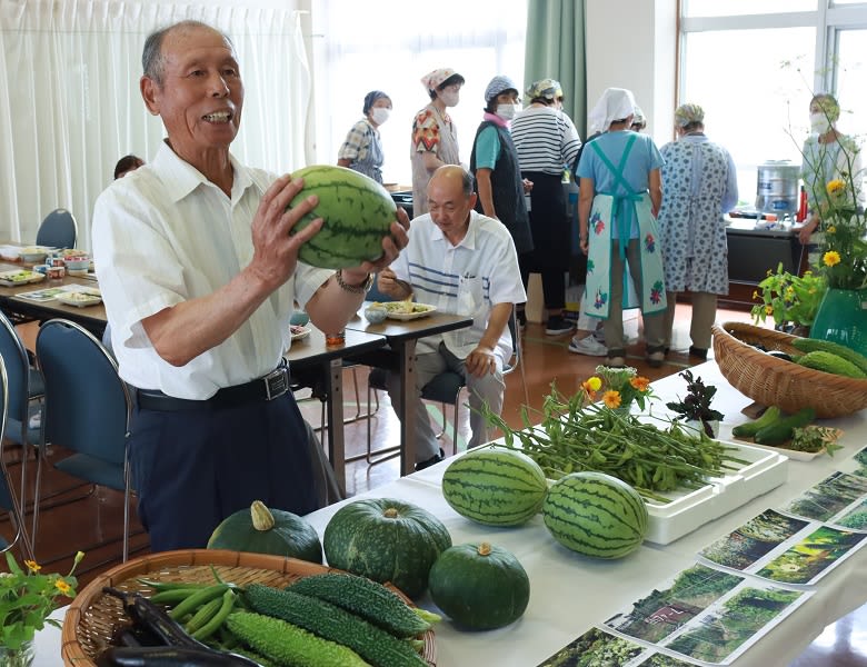島原・有明ボカシの会、生ごみ堆肥で栽培した野菜を使った料理を披露