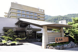 会津バスが丸峰観光ホテル取得へ　全株保有、グループ入り