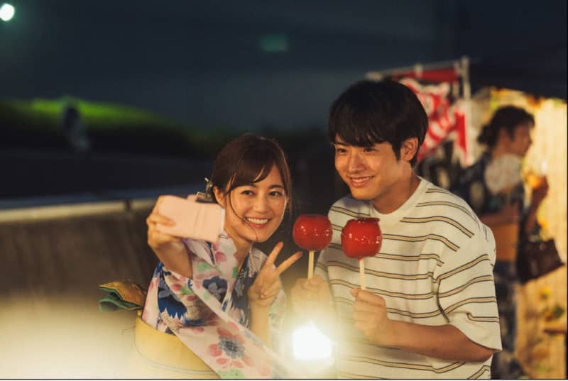 Akaso Eiji “Mukai-kun, a former female friend suddenly proposed to me ``Look over here, Mukai-kun'' Episode 3 Synopsis