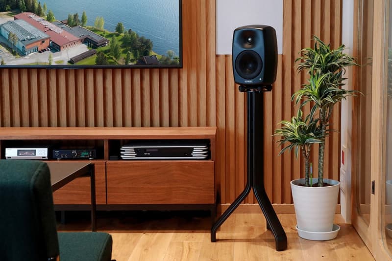 ジェネレック、北欧デザインのホーム向けスピーカースタンド「TRIOL」