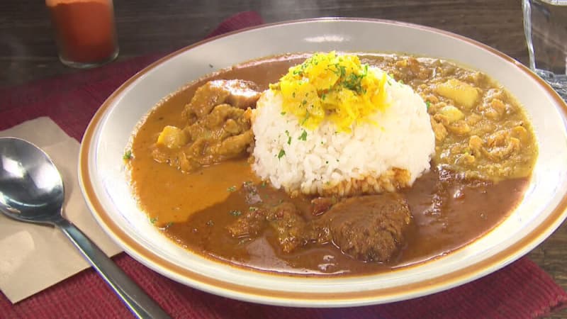 Fujisawa's popular luxurious spice curry where you can enjoy 3 kinds of curry at once!