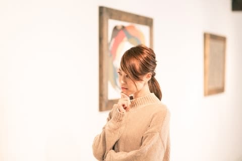 Male customer ambushes female artist at gallery in Ginza, repeats sexual harassment on SNS saying "I want to hug you"