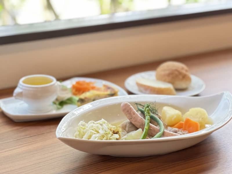 Café glanz | Lunch and sweets cafe opens on 6/5 in Aritamaminami-cho, Higashi-ku!